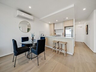 Apartment Welt Features 12