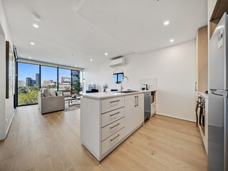 Apartment Welt Features 8