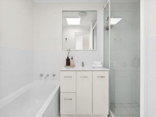 Apartment Welt Features 14