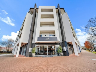 Apartment Welt Outdoor Recording 6