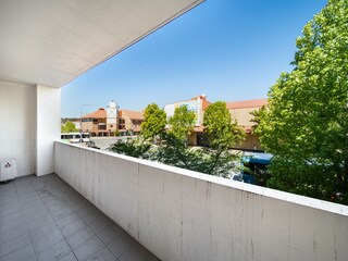 Apartment Welt Outdoor Recording 2