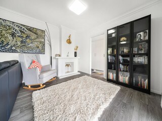 Apartment Welt Features 13