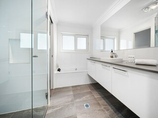 Apartment Welt Features 22