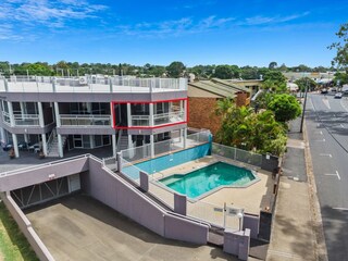 Apartment Welt Outdoor Recording 3