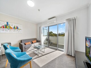 Apartment Welt Features 10