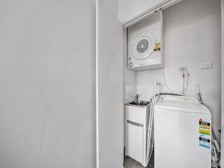 Apartment Welt Features 16