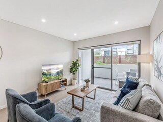 Apartment Welt Features 1