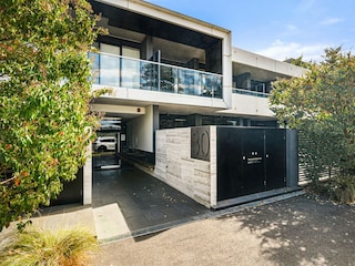 Apartment Melbourne Outdoor Recording 3