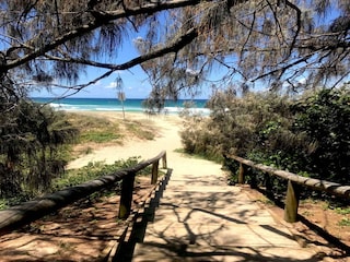 Apartment Sunshine Beach  27