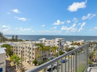 Apartment Welt Outdoor Recording 4