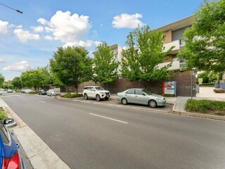 Apartment Welt Outdoor Recording 2