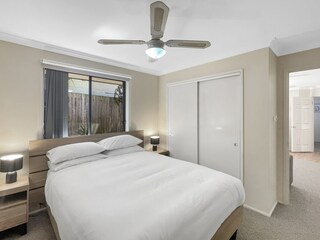 Apartment Welt Features 30