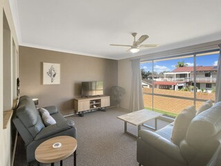 Apartment Welt Features 18