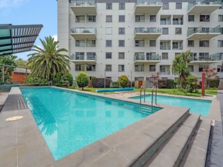 Apartment Welt Outdoor Recording 5