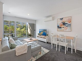 Apartment Welt Features 8