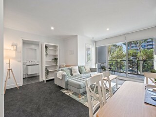 Apartment Welt Features 9
