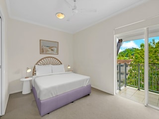 Apartment Trinity Beach Features 17