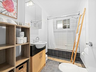 Apartment Welt Features 13