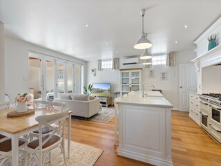 Apartment Welt Features 2