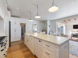 Apartment Welt Features 24