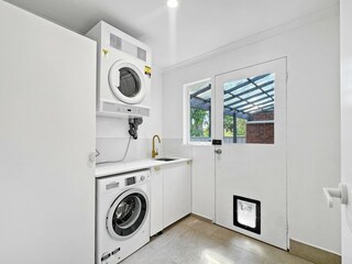 Apartment Welt Features 16