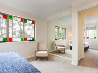 Apartment Welt Features 13