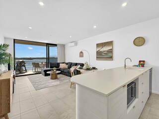 Apartment Welt Features 14