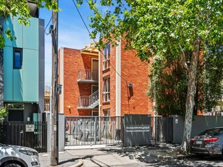 Apartment Melbourne Outdoor Recording 2