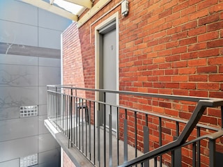 Apartment Melbourne Outdoor Recording 3