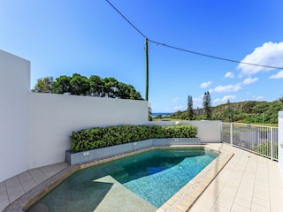 Apartment Sunshine Beach Outdoor Recording 6