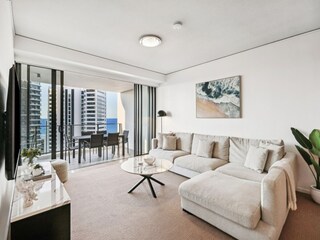 Apartment Broadbeach Features 16