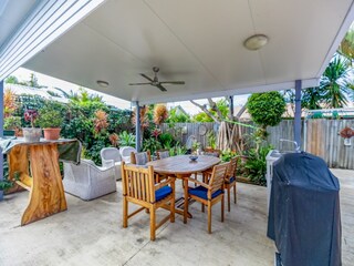 Apartment Welt Outdoor Recording 2