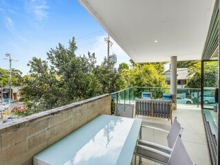 Apartment Welt  1