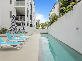 Apartment Welt Outdoor Recording 3