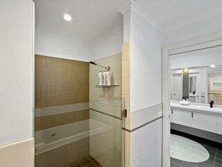 Apartment Welt Features 31