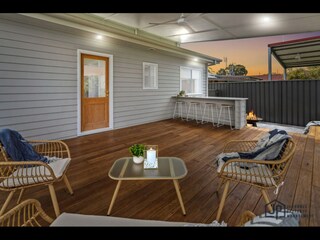 Apartment Welt Outdoor Recording 5