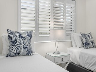 Apartment Broadbeach Features 15