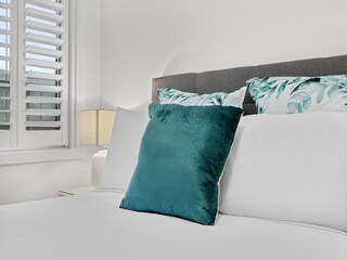 Apartment Broadbeach Features 7