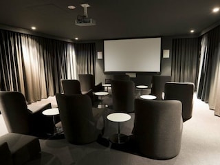 Apartment Broadbeach Features 15