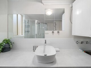 Apartment Welt Features 14