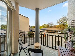 Apartment Welt Outdoor Recording 2