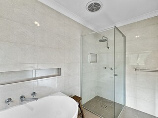 Apartment Welt Features 19