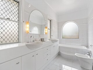 Apartment Welt Features 15