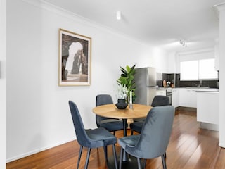 Apartment Broadbeach Features 13