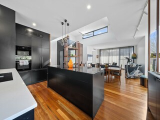 Apartment Welt Features 22