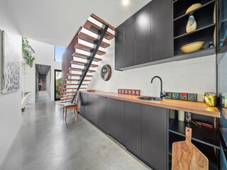 Apartment Welt Features 24