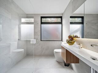 Apartment Welt Features 30