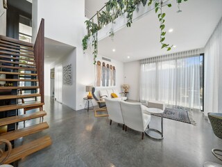 Apartment Welt Features 32