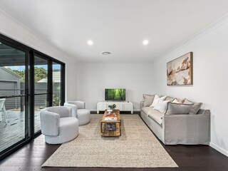 Apartment Welt Features 18