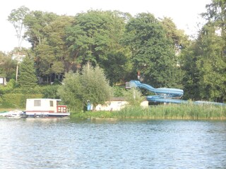 Badestrand in Jessern mit Rutsche